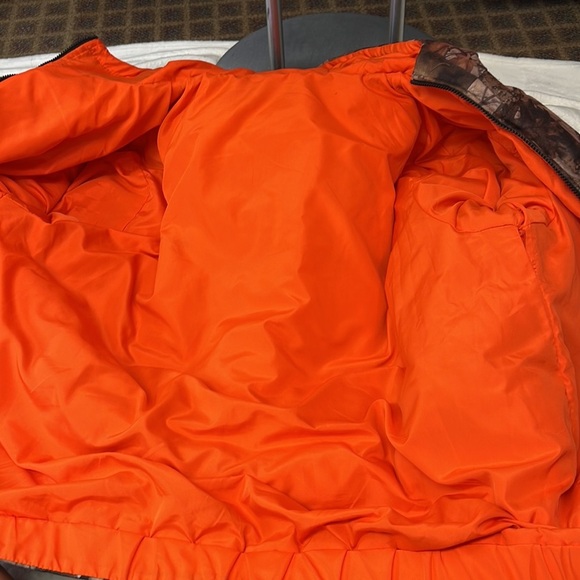 Aqua Stop Reversible Camoflage/Orange Jacket. Size XXL. EUC. 1 seam ripped open - Picture 4 of 8